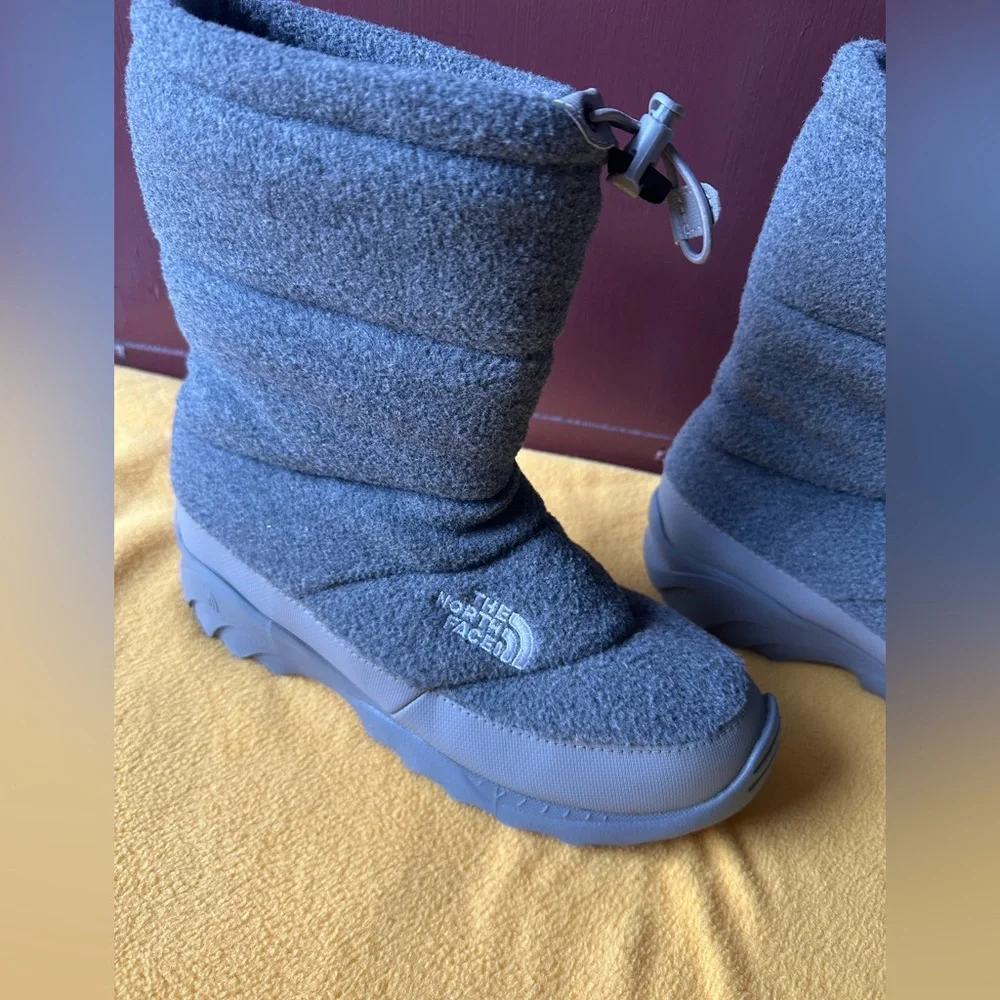The North Face women Light Gray Insulated Boots size 9 - Picture 7 of 8